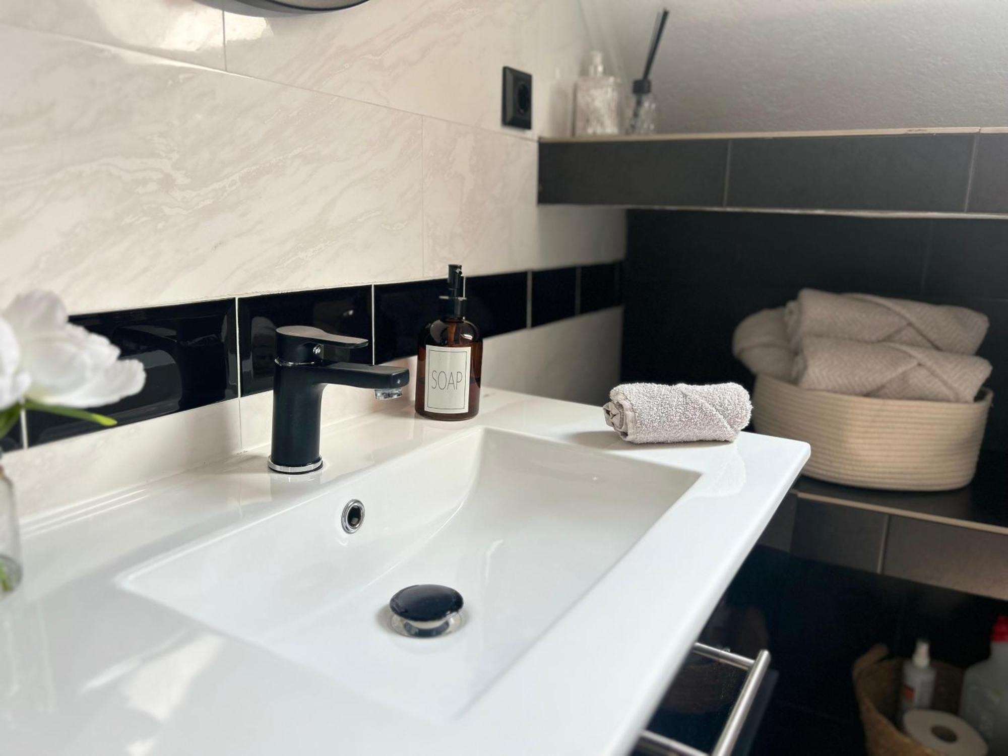 Privat Cozy Room In Mudau المظهر الخارجي الصورة